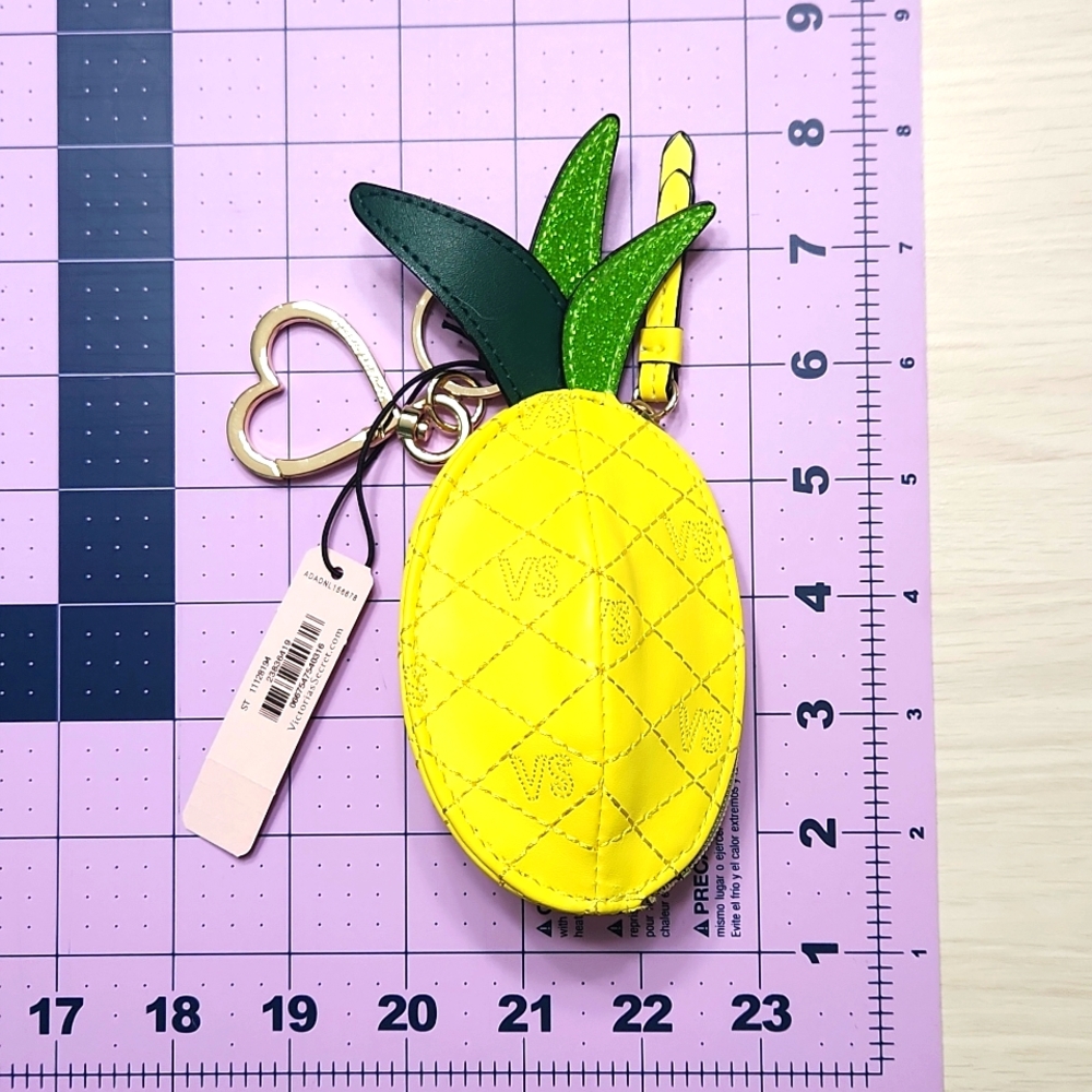 NEW 💖 Victoria's Secret 🍍 Pineapple 🦩 Coin Purse 🌴 Keychain 🌞